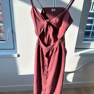 Aritizia Wilfred Adelia Midi Dress with front cutout Size 4